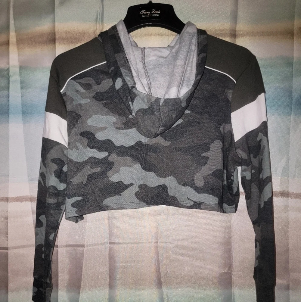 Aeropostale Crop hoodie top